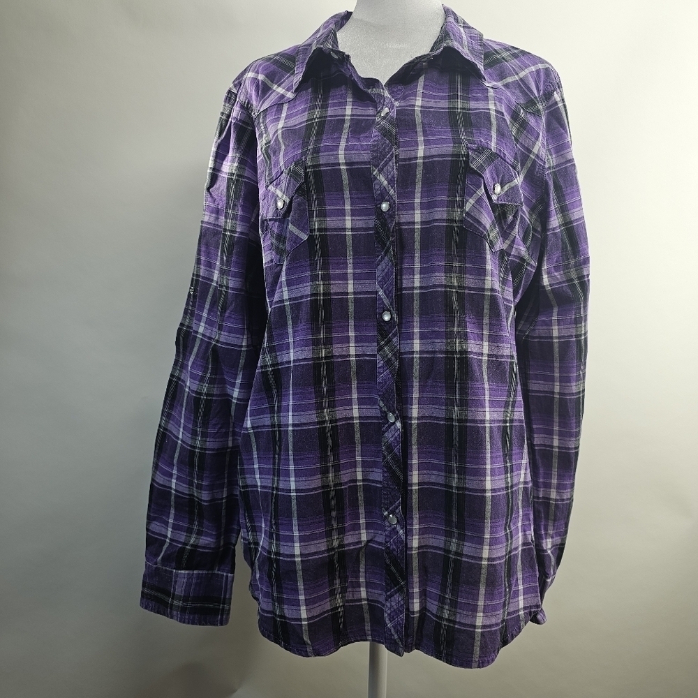 OP ocean Pacific XL 15/17 vintage pearl button up. Long sleeves w/ 3/4 option